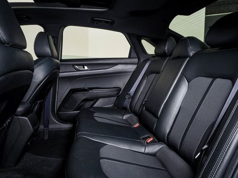 Used 2022 Kia K5 GT-Line w/ GT-Line FWD Premium Package image 16