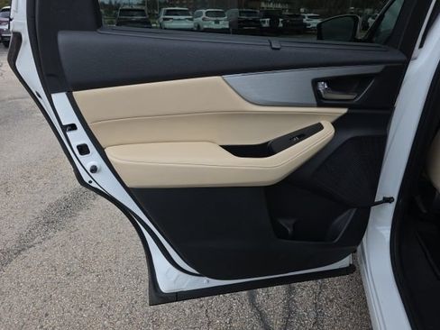 Used 2023 Acura MDX SH-AWD w/ Technology Package image 19