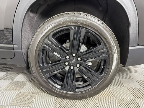 New 2026 GMC Acadia Elevation w/ Black Edition FWD image 19