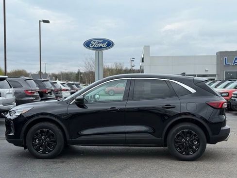 Certified 2024 Ford Escape Active AWD/4WD image 46