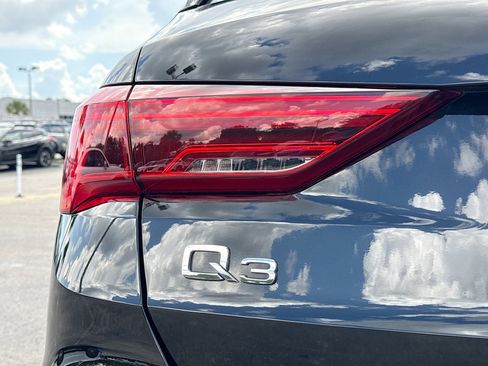 Used 2025 Audi Q3 2.0T Premium AWD/4WD image 10
