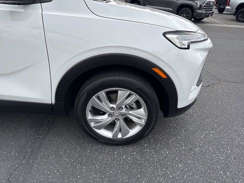 Used 2024 Buick Encore GX Preferred image 17