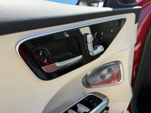 Used 2025 Mercedes-Benz C 300 Sedan image 24