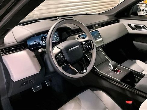 Certified 2026 Land Rover Range Rover Velar Dynamic SE image 24