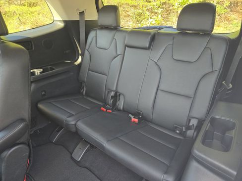 Used 2022 Kia Telluride SX w/ SX Prestige Package AWD/4WD image 10
