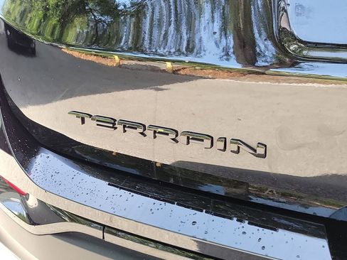 Used 2023 GMC Terrain SLE w/ Driver Convenience Package FWD image 29