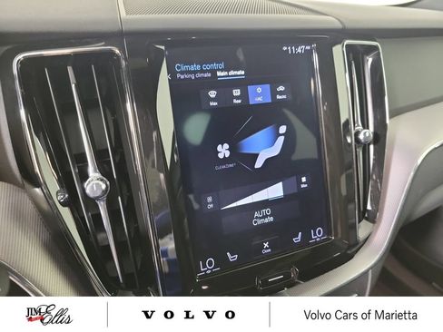 Used 2019 Volvo XC60 T8 R-Design w/ Protection Package Premier AWD/4WD image 30