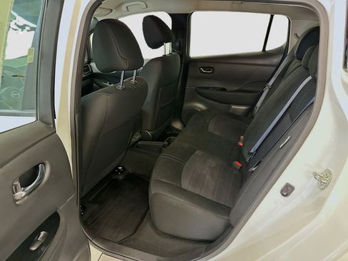 Used 2024 Nissan Leaf SV Plus image 29