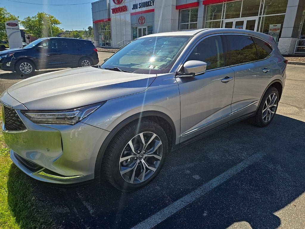 Used 2022 Acura MDX w/ Technology Package AWD/4WD image 4