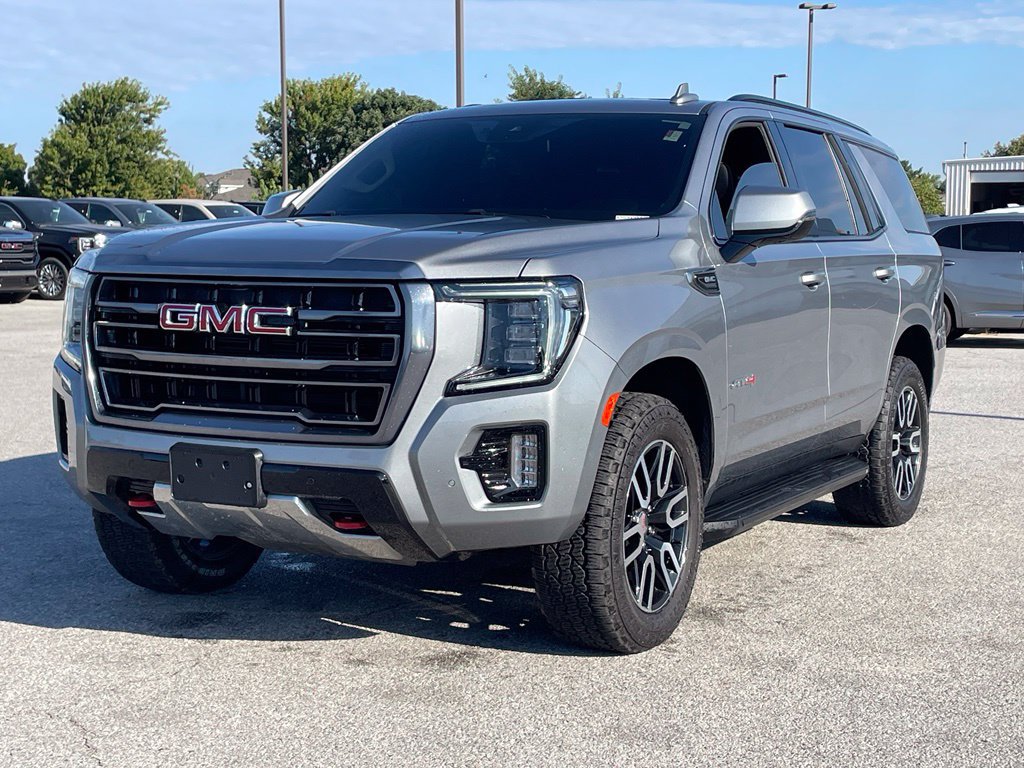 Used 2023 GMC Yukon AT4 w/ LPO, Floor Liner Package AWD/4WD image 3