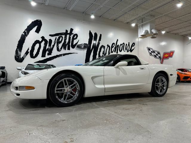 Used 2002 Chevrolet Corvette Convertible w/ Preferred Equipment Group2 RWD image 1