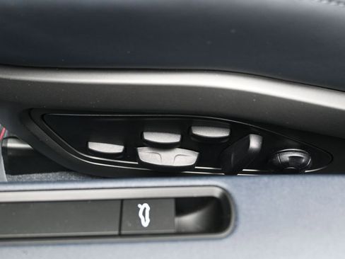 Used 2025 Porsche 911 Targa 4 GTS image 15