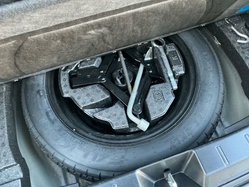 Used 2021 Subaru Crosstrek 2.0i Premium image 24