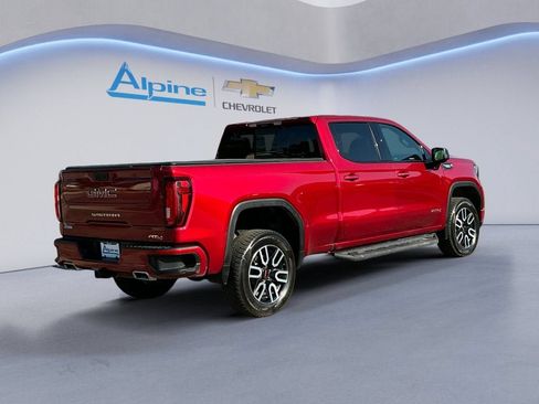 Used 2024 GMC Sierra 1500 AT4 w/ Technology Package AWD/4WD image 5