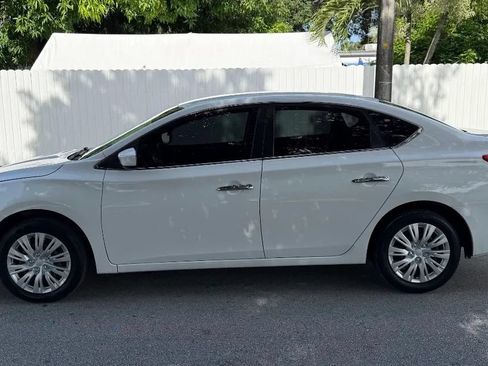 Used 2019 Nissan Sentra S FWD image 3