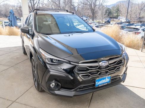 Certified 2025 Subaru Crosstrek 2.5i Limited image 2