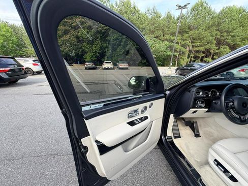 Used 2019 Rolls-Royce Cullinan AWD/4WD image 20