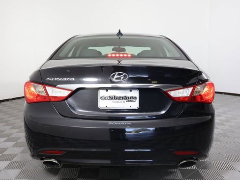 Used 2012 Hyundai Sonata SE image 3