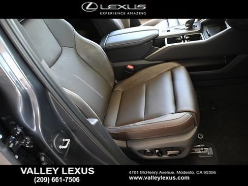New 2026 Lexus TX 550h AWD Plug-In Hybrid image 21