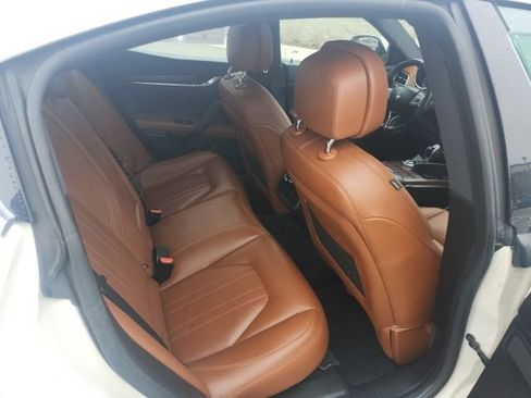 Used 2018 Maserati Ghibli S Q4 AWD/4WD image 14