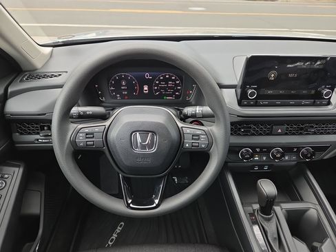 New 2025 Honda Accord LX image 15