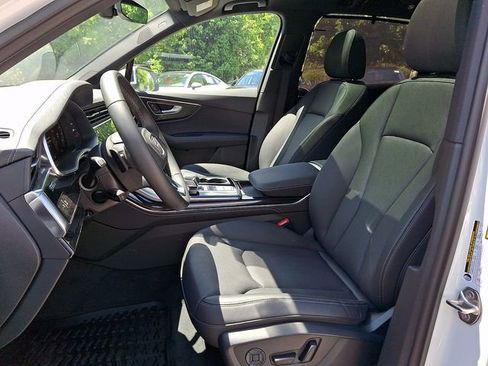 Certified 2025 Audi Q7 3.0T Premium Plus AWD/4WD image 13