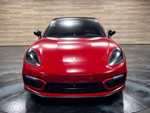 Used 2023 Porsche Panamera GTS image 6