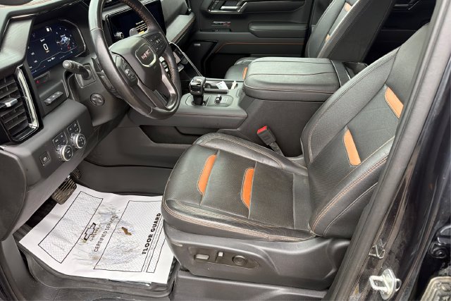 Used 2023 GMC Sierra 1500 AT4 w/ AT4 Premium Package AWD/4WD image 8