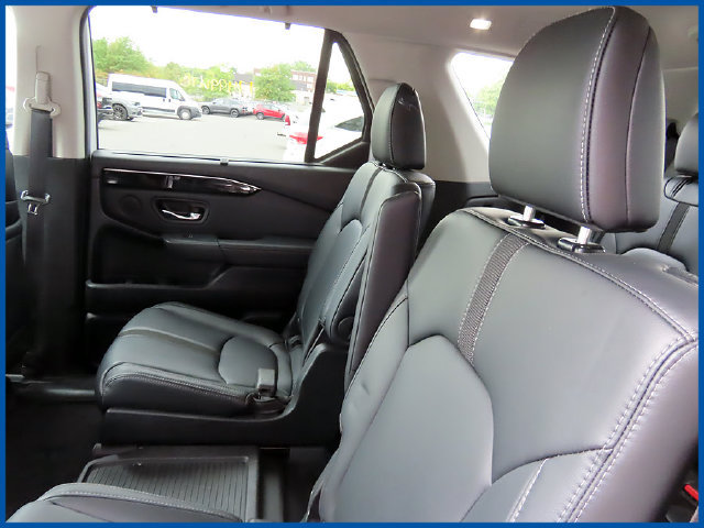 Used 2023 Honda Pilot EX-L image 10