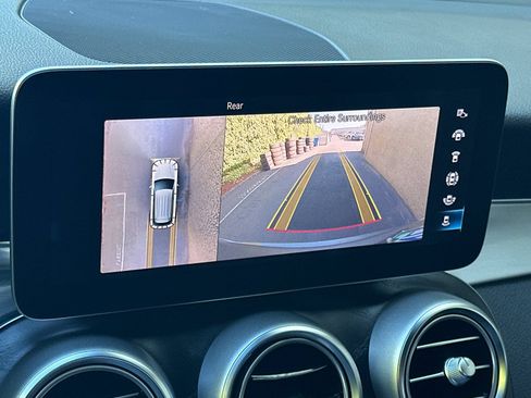 Certified 2021 Mercedes-Benz GLC 300 4MATIC image 20