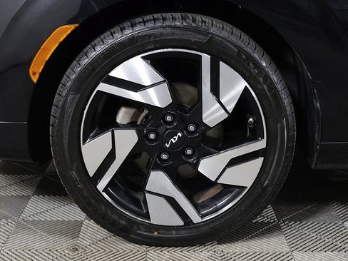 Used 2023 Kia Soul GT-Line w/ GT-Line Technology Package FWD image 22
