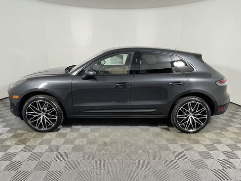 New 2026 Porsche Macan image 2
