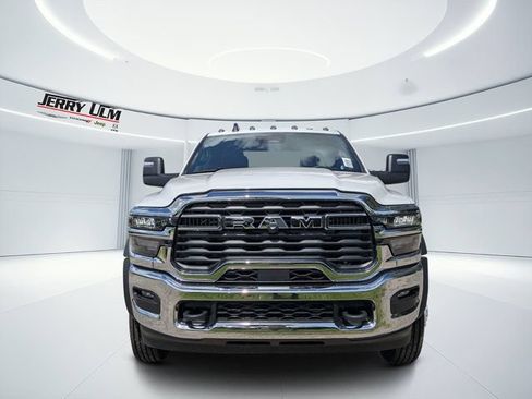 New 2026 RAM 5500 Tradesman w/ Chrome Appearance Group AWD/4WD image 8