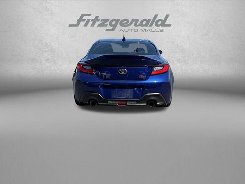 Used 2024 Toyota GR86 Premium RWD image 7
