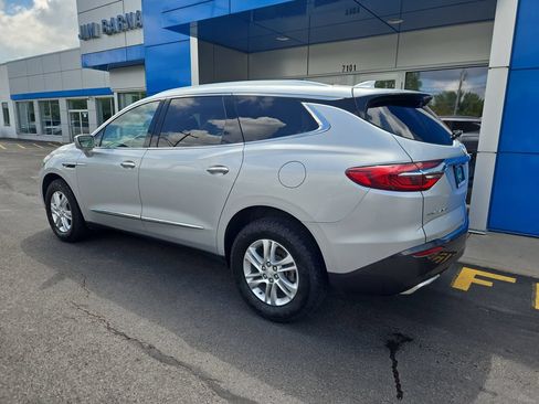 Certified 2020 Buick Enclave Essence w/ Sound and Sites Package FWD image 8