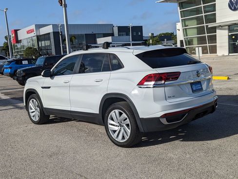 Used 2023 Volkswagen Atlas Cross Sport SE image 4