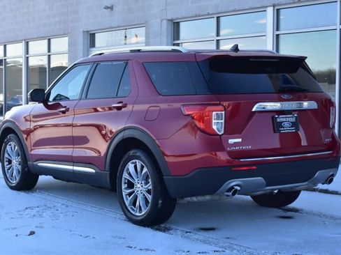 Used 2023 Ford Explorer Limited image 4