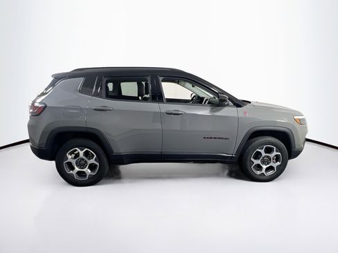 Used 2022 Jeep Compass Trailhawk w/ Trailhawk Elite Group AWD/4WD image 4