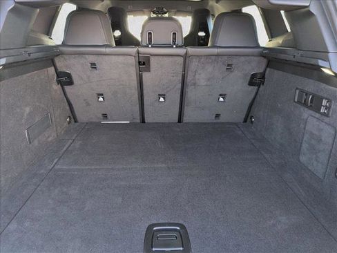 Used 2026 BMW iX xDrive60 image 6