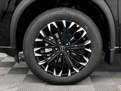 New 2026 Nissan Rogue SV AWD/4WD image 12