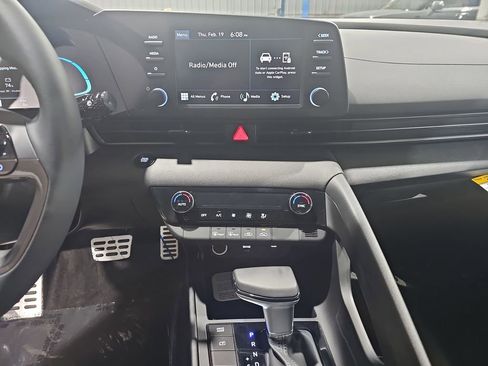 New 2026 Hyundai Elantra Sport image 21