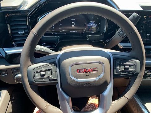 New 2025 GMC Sierra 3500 SLT w/ SLT Convenience Package image 18