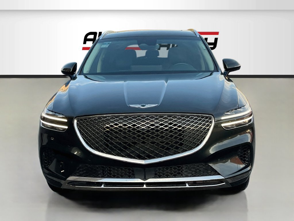 Used 2025 Genesis GV70 2.5T w/ Advanced Package AWD/4WD image 2