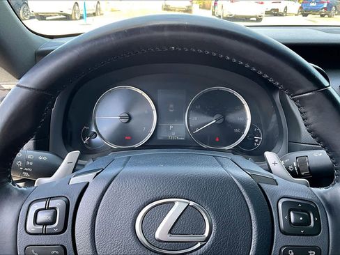 Used 2022 Lexus IS 300 image 27
