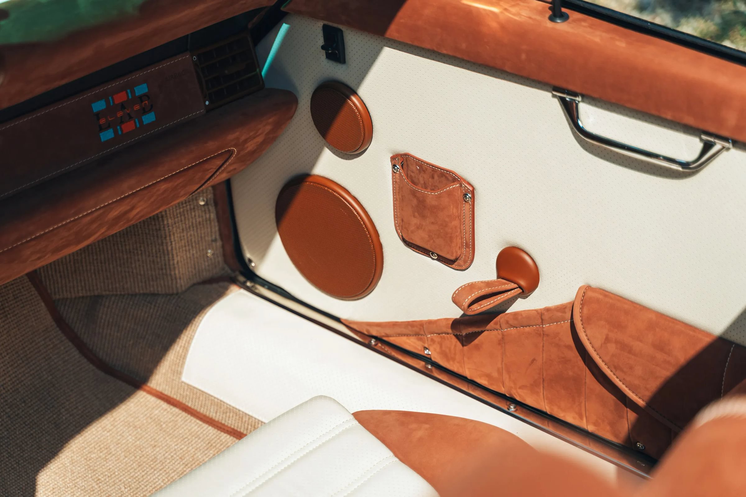 Used 1995 Porsche 911 Cabriolet image 60