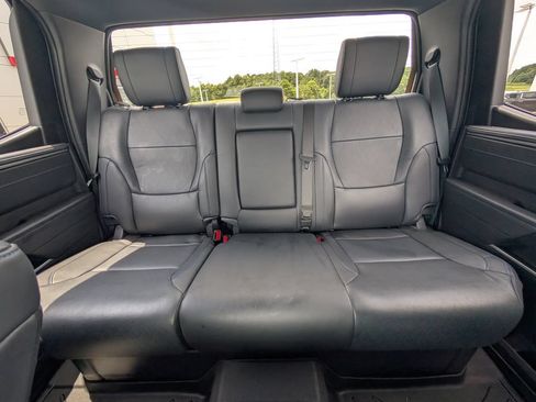 Used 2025 Toyota Tundra Platinum AWD/4WD image 28