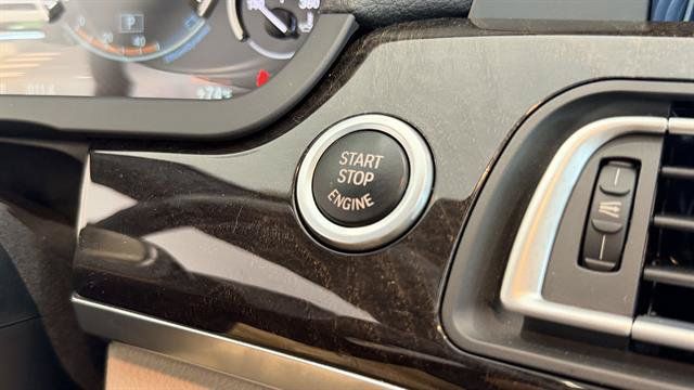 Used 2012 BMW 750i RWD image 82