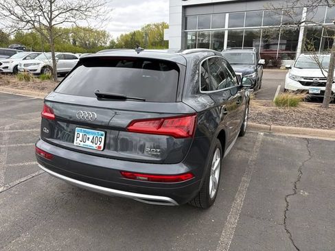 Used 2018 Audi Q5 2.0T Premium Plus w/ Premium Plus Package AWD/4WD image 11