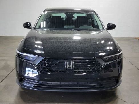 Certified 2023 Honda Accord EX image 3