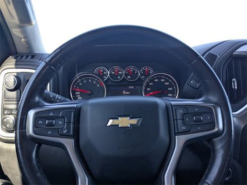 Used 2022 Chevrolet Silverado 1500 LT image 22